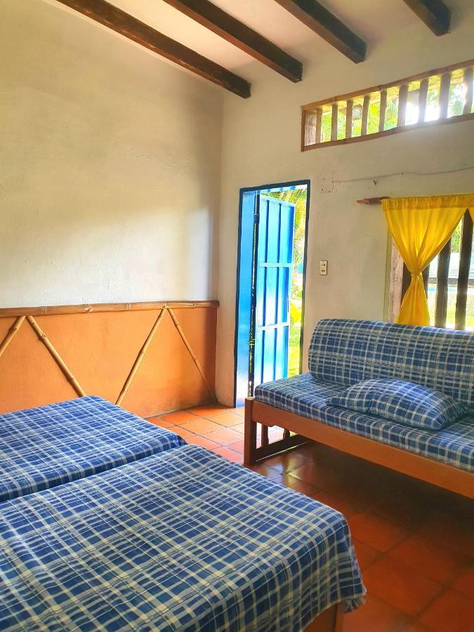 Hostal Nova Colonial Puerto Colombia الغرفة الصورة